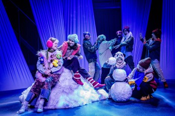 Helsingin Kaupunginteatteri - Lumikuningatar/Shed - Kuvaaja: Robert Seger