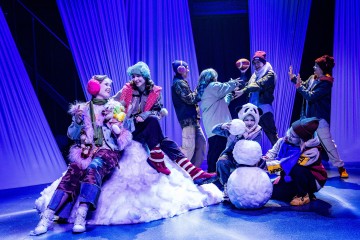 Helsingin Kaupunginteatteri - Lumikuningatar/Shed - Kuvaaja: Robert Seger