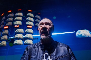 Helsingin Kaupunginteatteri – Ape army – Kuvassa Pekka Huotari – Kuva Mitro Härkönen