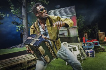 Helsingin Kaupunginteatteri – Jerusalem – Kuvassa Betadi Mandunga – Kuva Otto-Ville Väätäinen