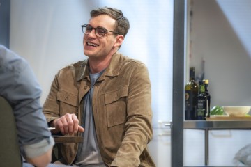 Helsingin Kaupunginteatteri – 2:22 A Ghost Story – Kuvassa Lauri Tilkanen – Kuva Tuomo Manninen