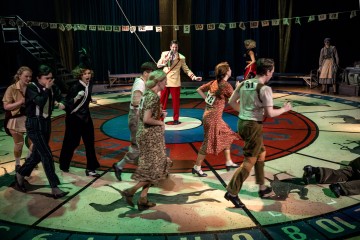 Helsingin Kaupunginteatteri – Maratontanssit – Kuva Noora Geagea