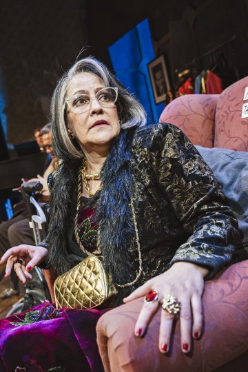 Helsingin Kaupunginteatteri – Forever Young – Kuvassa Vuokko Hovatta – Kuva Otto-Ville Väätäinen