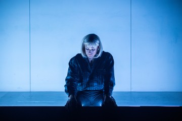 Helsingin Kaupunginteatteri – Ilon aika – Kuvassa Rasmus Slätis  – Kuva Katri Naukkarinen