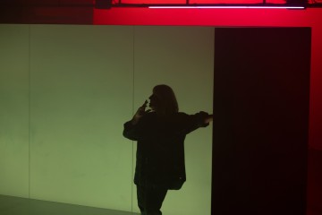 Helsingin Kaupunginteatteri – Ilon aika – Kuvassa Heidi Herala  – Kuva Katri Naukkarinen