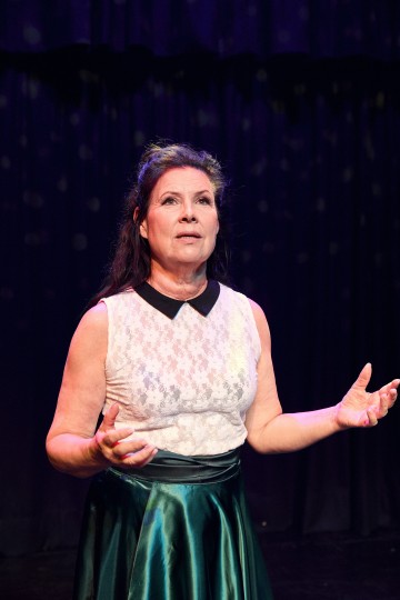 Helsingin Kaupunginteatteri – Nainen aina parhaassa iässä – Kuvassa Aino Seppo – Kuva Ilkka Saastamoinen