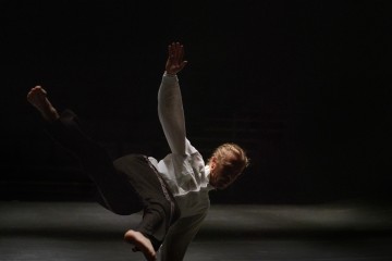 Helsingin Kaupunginteatteri – Silence – Kuvassa Jacob Börlin – Kuva Petra Kuha