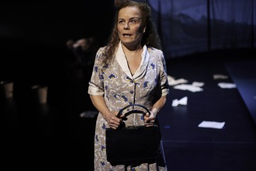 Helsingin Kaupunginteatteri – Lempi – Kuvassa Ursula Salo – Kuva Sami Heiskanen