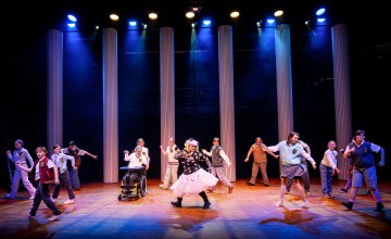 Helsingin Kaupunginteatteri – Prinsessa Ruusunen paluu tulevaisuuteen – Kuva Cata Portin