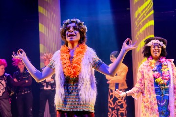 Helsingin Kaupunginteatteri – Prinsessa Ruusunen paluu tulevaisuuteen – Kuva Cata Portin