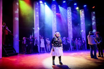 Helsingin Kaupunginteatteri – Prinsessa Ruusunen paluu tulevaisuuteen – Kuva Cata Portin