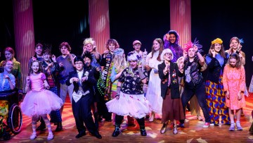 Helsingin Kaupunginteatteri – Prinsessa Ruusunen paluu tulevaisuuteen – Kuva Cata Portin