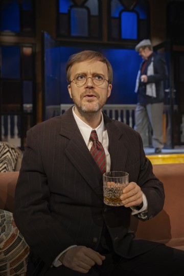 Helsingin Kaupunginteatteri – Eikä yksikään pelastunut – Kuvassa Arttu Kapulainen – Kuva Otto-Ville Väätäinen