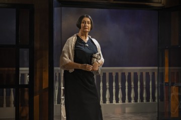 Helsingin Kaupunginteatteri – Eikä yksikään pelastunut – Kuvassa Heidi Herala – Kuva Otto-Ville Väätäinen