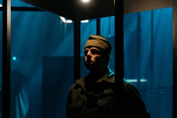 Helsingin Kaupunginteatteri – Sinun, Margot – Kuvassa Lasse Lipponen – Kuva Mitro Härkönen