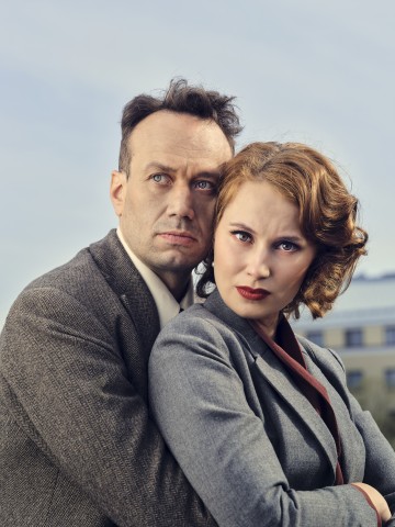 Lilla Teatern – Skymning 41 – berättelsen om Molly och Henry – På bilden Elmer Bäck, Saga Sarkola – Foto Kasper Dalkarl