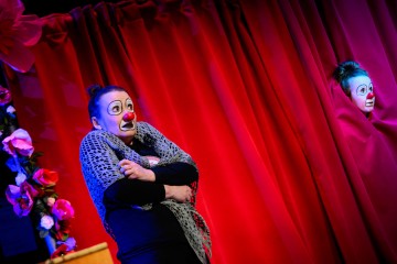 Lilla Teatern – Strömsö – På bilden Marika Westerling, Stella Laine – Foto Cata Portin