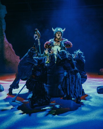 Helsingin Kaupunginteatteri – Kuka kaappasi auringon – Kuvassa Sanna Saarijärvi – Kuva Saara Autere