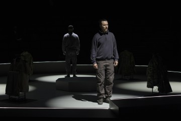 Helsingin Kaupunginteatteri – Aleksi Suomesta – Kuvassa Eetu Känkänen – Kuva Katri Naukkarinen