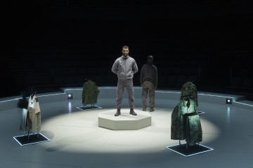 Helsingin Kaupunginteatteri – Aleksi Suomesta – Kuvassa Roderick Kabanga – Kuva Katri Naukkarinen