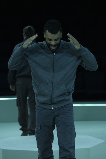 Helsingin Kaupunginteatteri – Aleksi Suomesta – Kuvassa Roderick Kabanga – Kuva Katri Naukkarinen