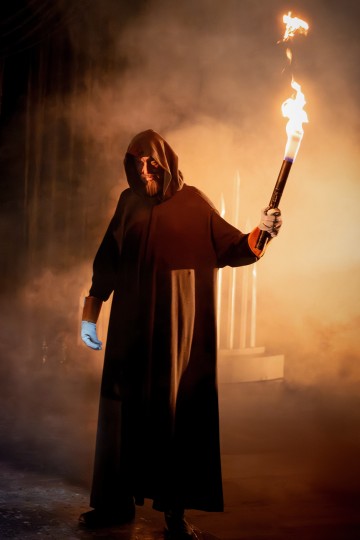 Helsingin Kaupunginteatteri – Kuningatarnäytelmä – Kuva Cata Portin