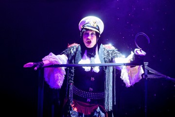 Helsingin Kaupunginteatteri – Shed-musiikkiteatteri – Peter Pan – Kuva: Cata Portin