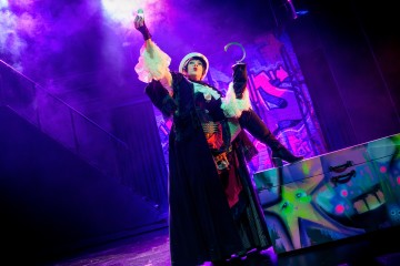 Helsingin Kaupunginteatteri – Shed-musiikkiteatteri – Peter Pan – Kuva: Cata Portin