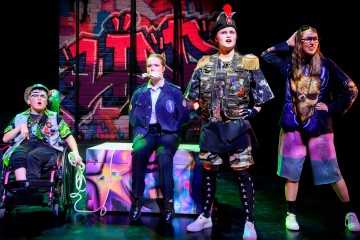 Helsingin Kaupunginteatteri – Shed-musiikkiteatteri – Peter Pan – Kuva: Cata Portin