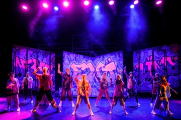 Helsingin Kaupunginteatteri – Shed-musiikkiteatteri – Peter Pan – Kuva: Cata Portin