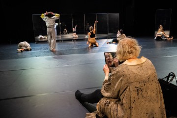 Helsingin Kaupunginteatteri – Project No. 2191 – Kuvassa Mikko Paloniemi – Kuva Kai Kuusisto