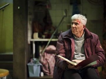 Lilla Teatern – De obehöriga – På bilden Joachim Wigelius – Foto Kasper Dalkarl
